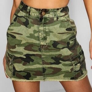 Boohoo Green Camo Denim Mini Skirt with Cargo Pockets
